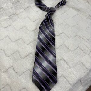 Elegant Purple and Black Striped Tie